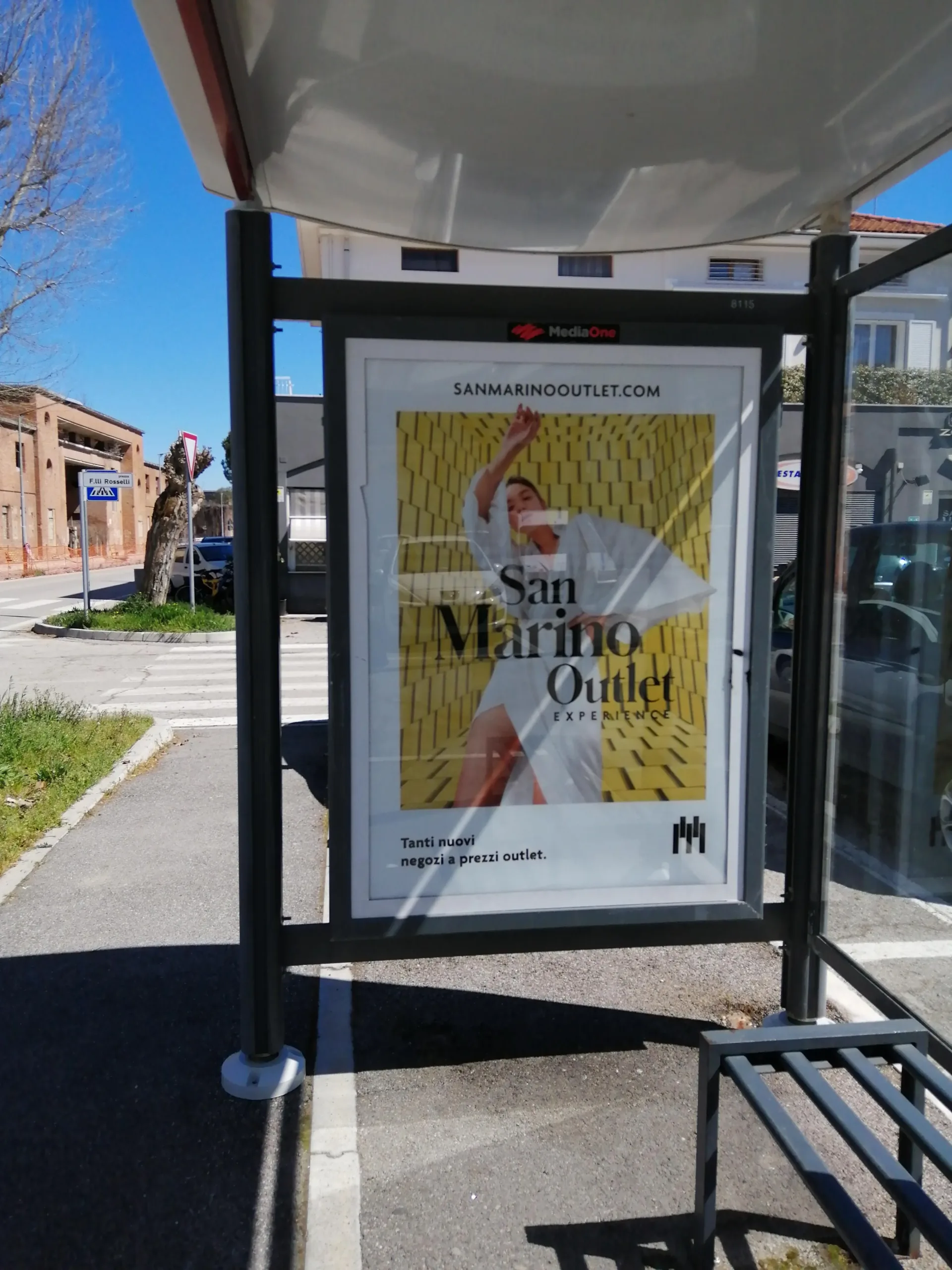 N1-26-Marconi-Cervi-THE MARKET-Pensilina 100x140-A00595I copia