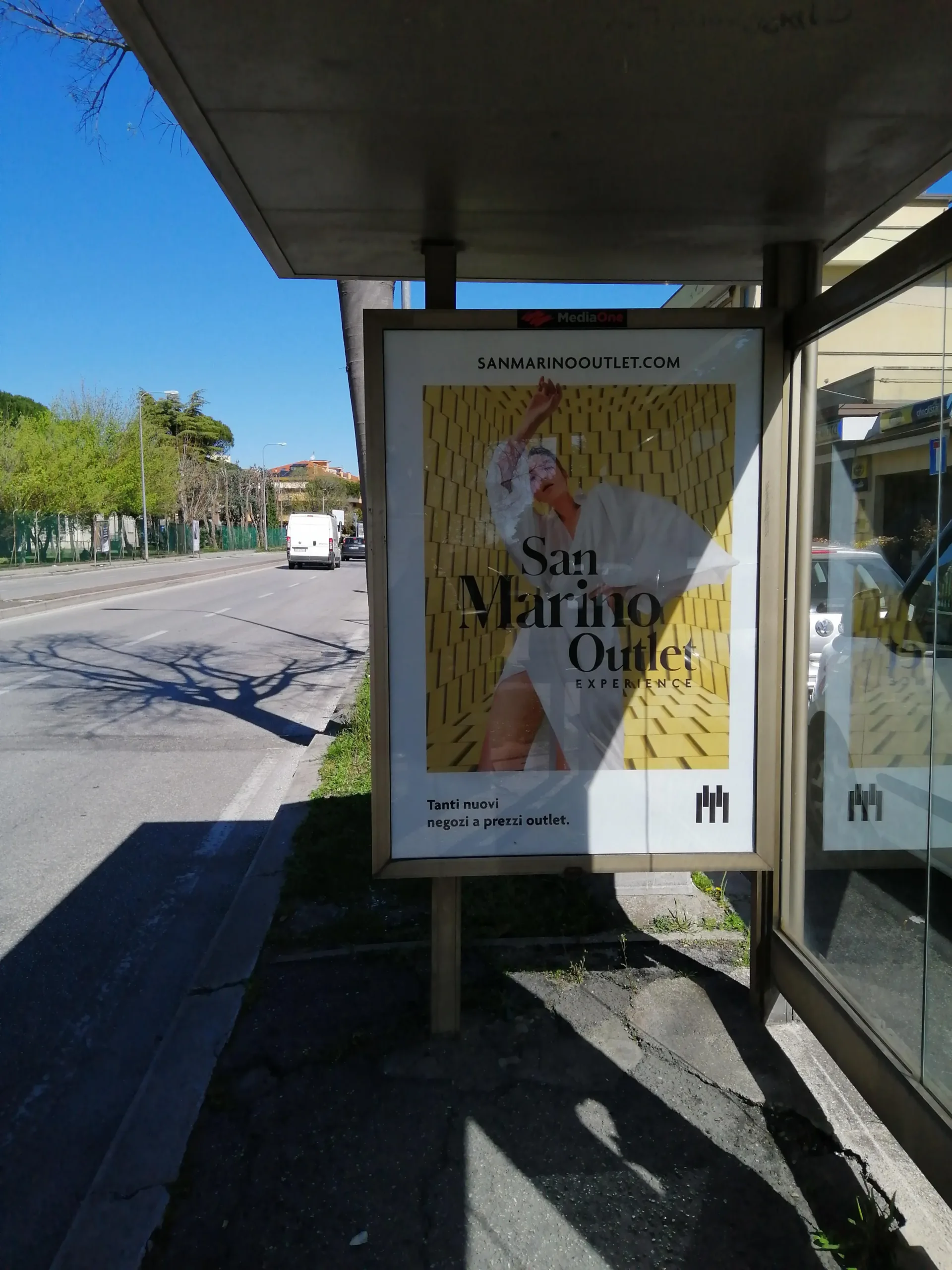 N1-27-Marzab.-Varsavia-THE MARKET-Pensilina Lux 100x140-A00036I copia