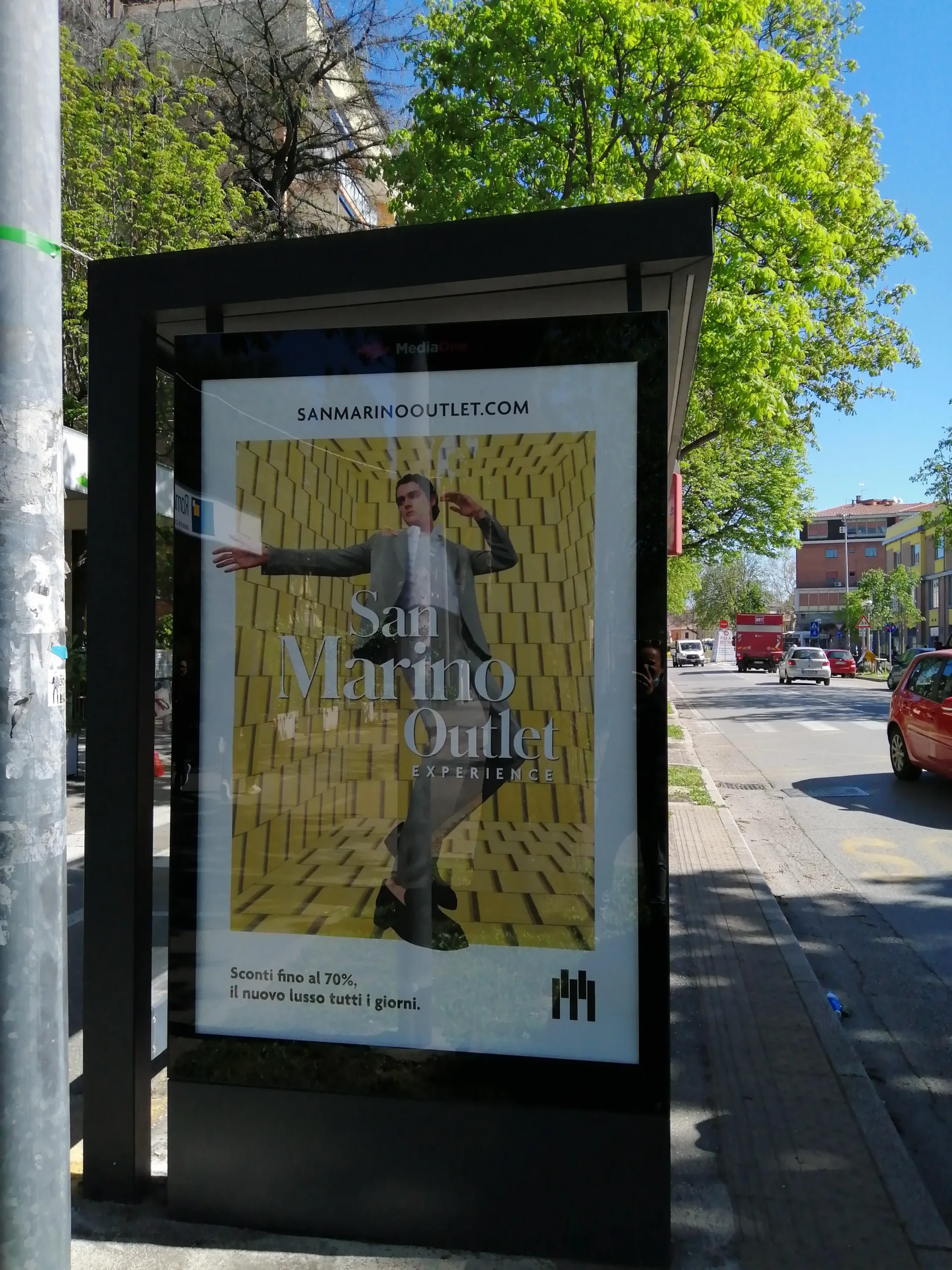 N1-51-Valturio Rotonda-THE MARKET-Pensilina MO 120x180-A00937E copia